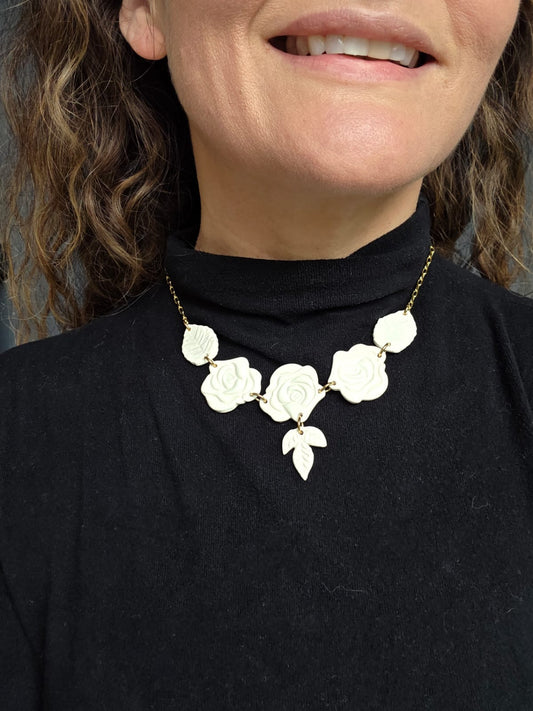 Aros rosas blancas S