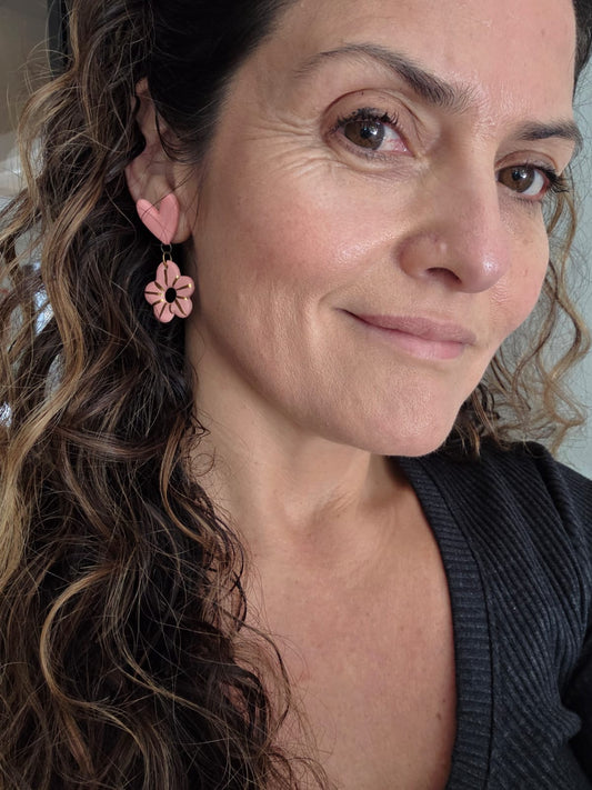 Aros rosados M 2 piezas con lustre de oro