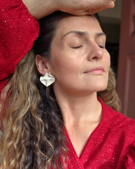 Aros pellizco blanco + lustre de oro 2