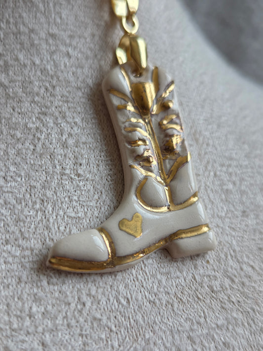 Botas 1 con oro y con cadena