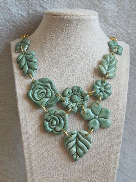 Collar ROSALÍA 10 piezas en esmalte verde esmeralda brillante