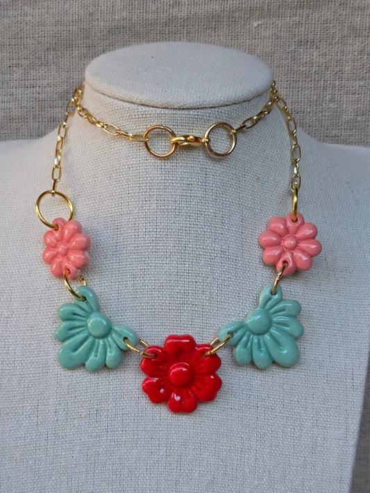 Collar 5 flores de colores 3
