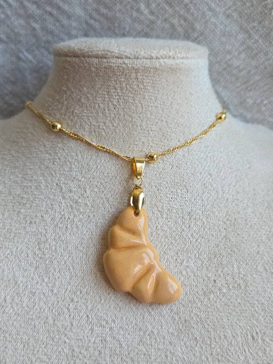 Croissant con cadena