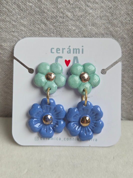 Aros 2 piezas flores en tonos azules y oro