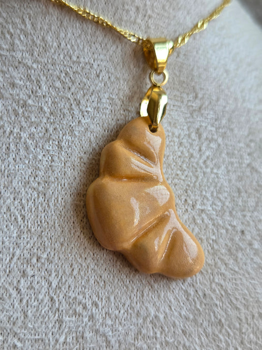 Croissant con cadena