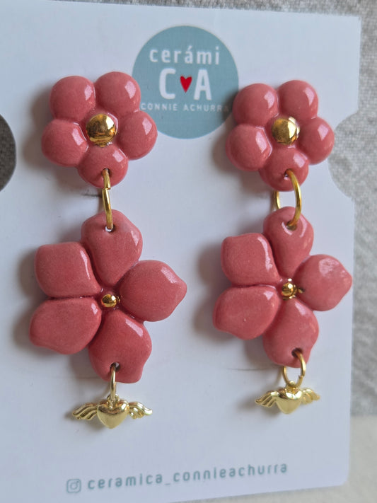 Aros 2 piezas rosado/ oro + corazón alado