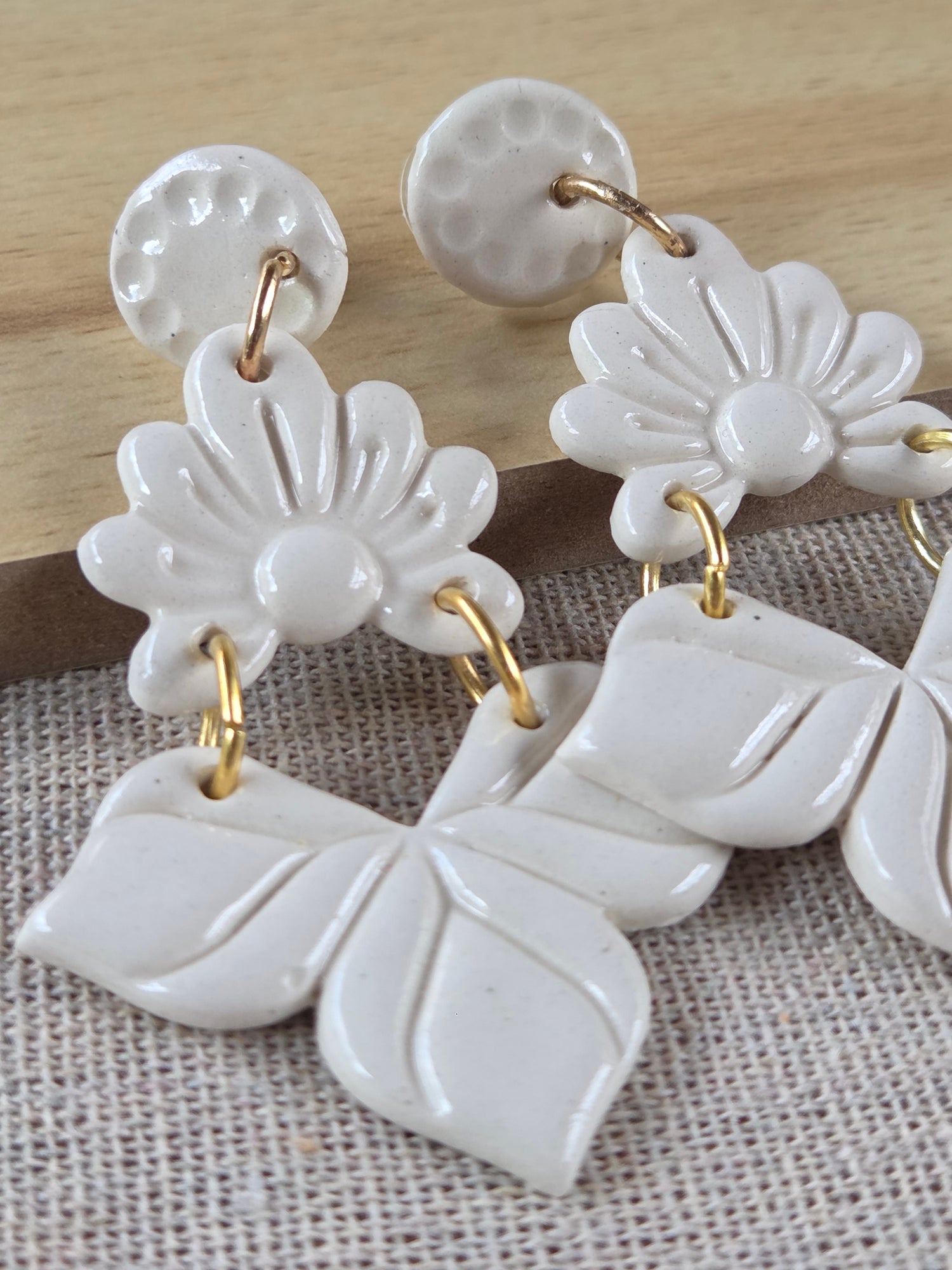 Novias / piezas blancas.