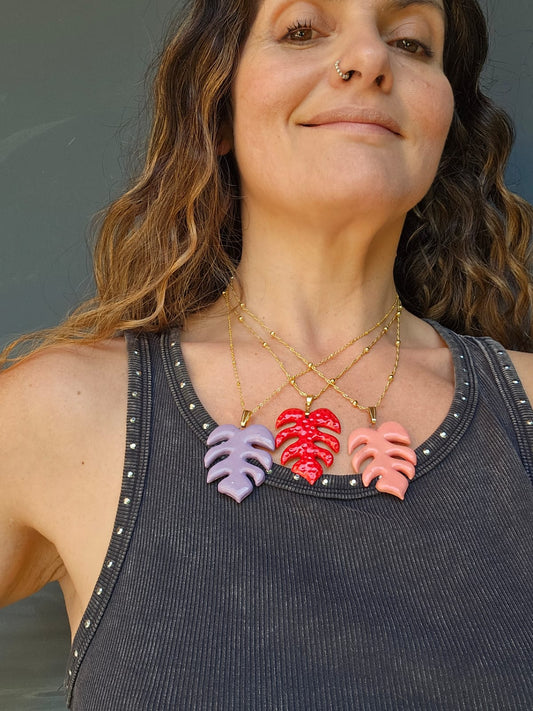 Collar monstera rosado