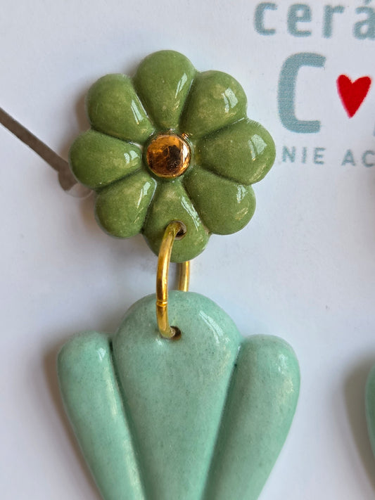 Aros 2 piezas con oro flor verde y turquesa