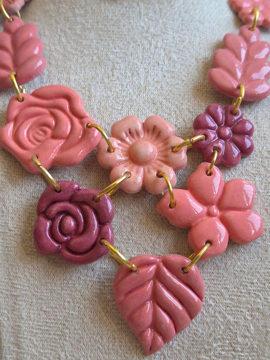 Collar ROSALÍA 10 piezas en tonos rosados