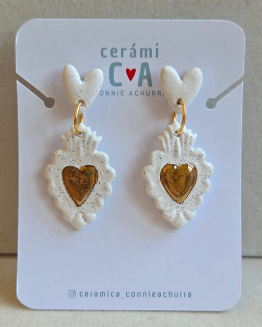 Aros corazón blanco y oro 2 piezas